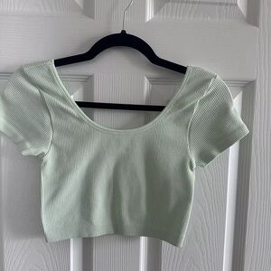 NEW AMERICAN EAGLE MINT GREEN CAMI/TOP CROP SIZE MEDIUM